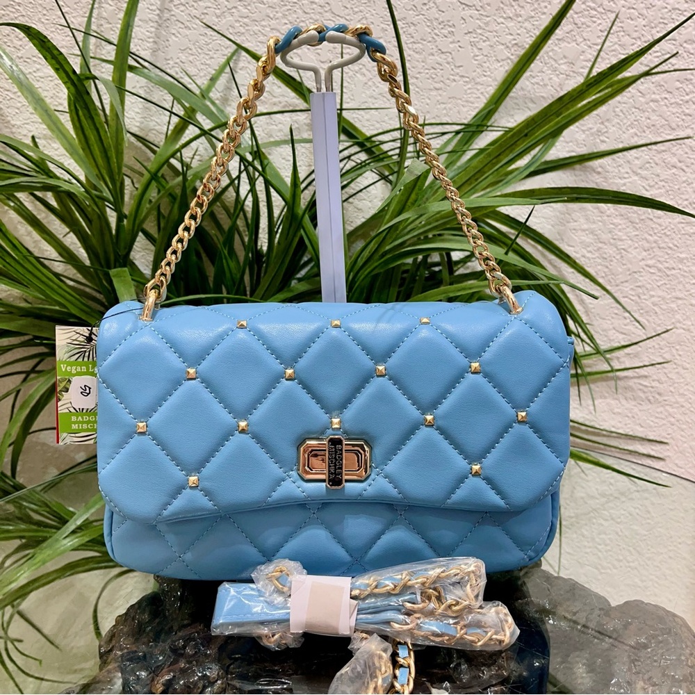 🦋NWT🦋 Badgley Mischka Baby Blue Studded Quilted Vegan Leather Crossbody Bag